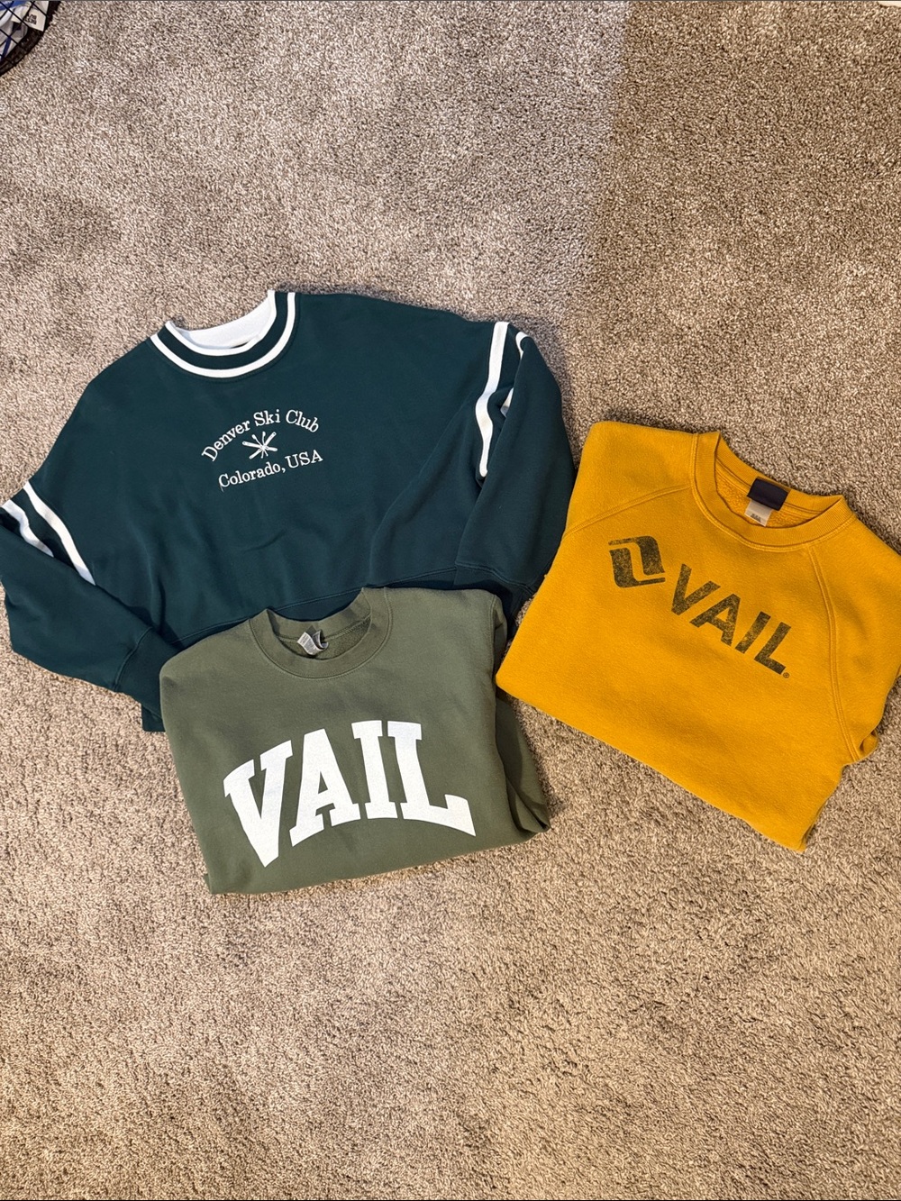 Ski Sweater Lot - Small
